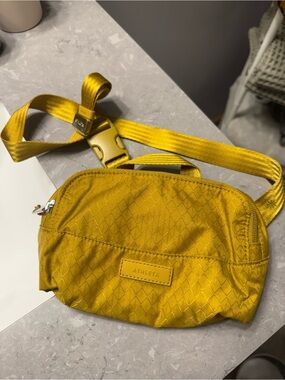 Athleta Gold Mustard Yellow Crossbody Belt Bag NWOT